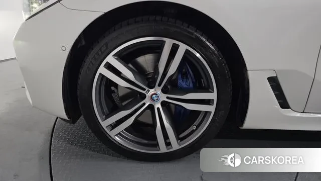 BMW 6 Series GT (G32) id 2961870 из Кореи 14