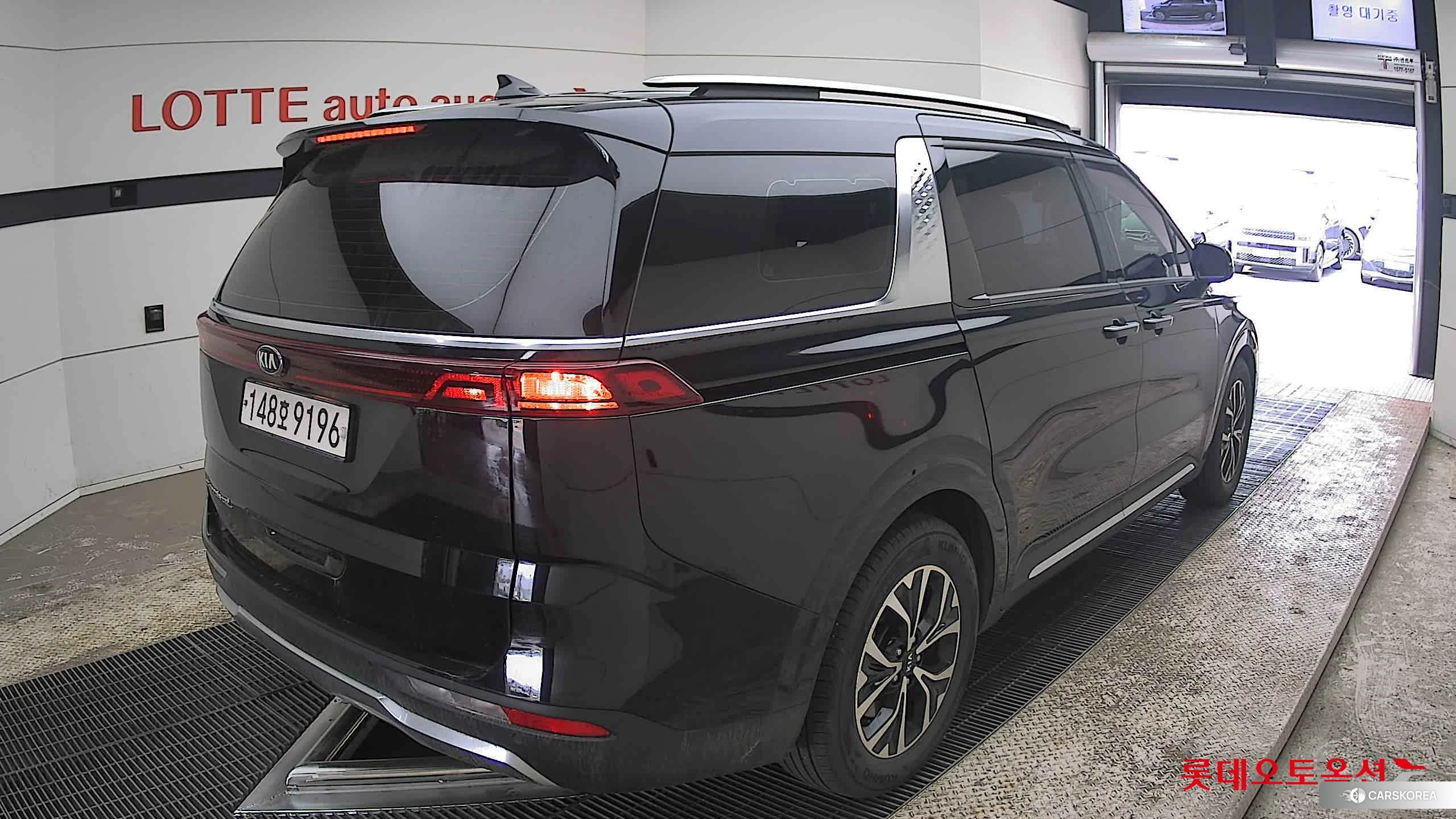 Kia Carnival id 3888380 из Кореи 31