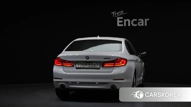 BMW 5 Series (G30) id 3622526 из Кореи 14