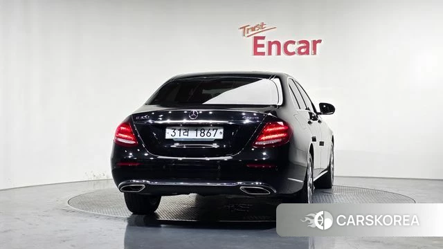 Mercedes-Benz E-Class W213 id 4610425 из Кореи 26