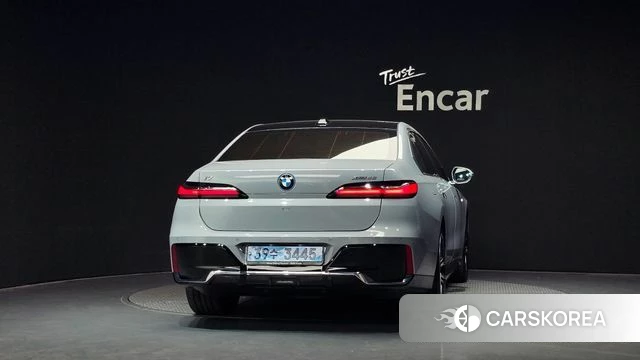 BMW i7 (G70) id 4905027 из Кореи 30