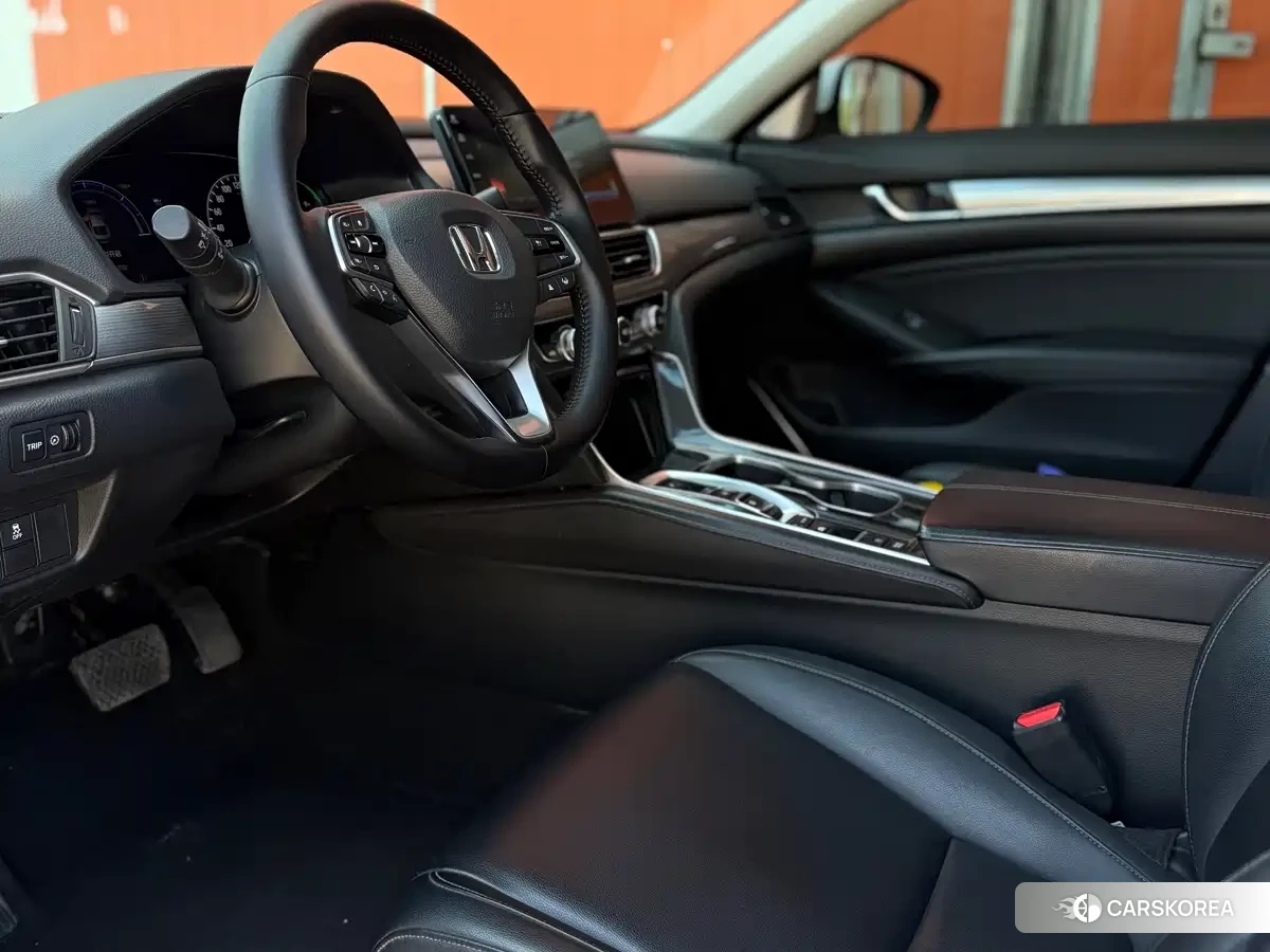 Honda Accord id 4653857 из Китая 17