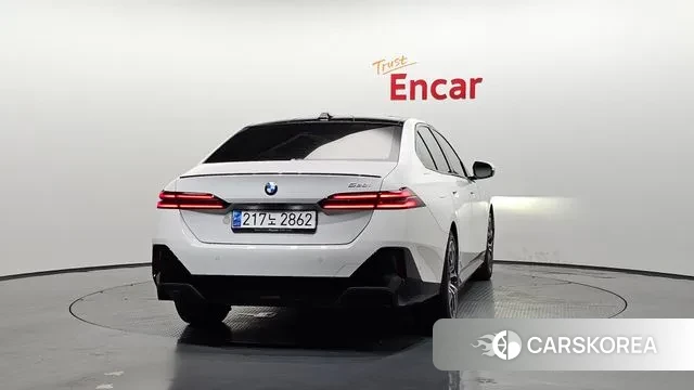 BMW 5 Series (G60) id 3057924 из Кореи 14