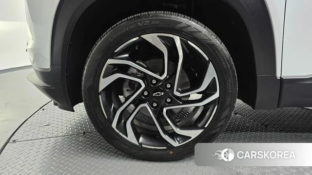 Chevrolet (GM Daewoo) The New Trail Blazer id 4792385 из Кореи 24