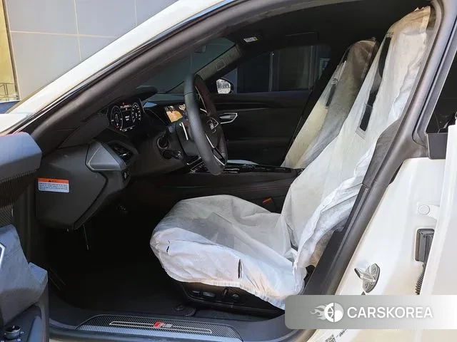 Audi RS e-Tron GT id 3316493 из Кореи 14