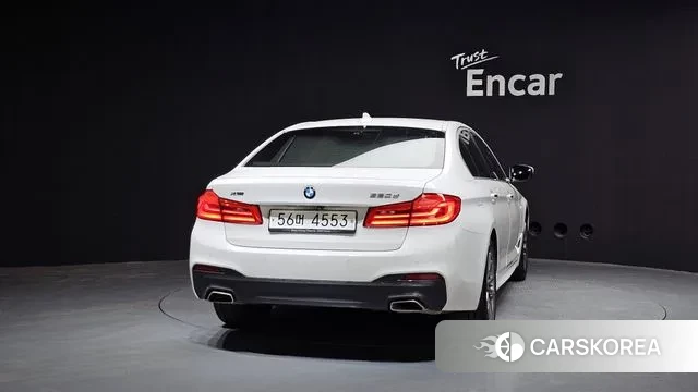 BMW 5 Series (G30) id 3703893 из Кореи 14