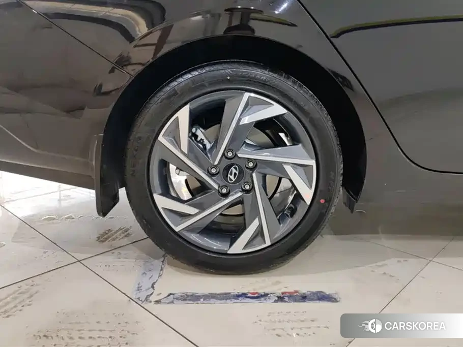 Hyundai Elantra id 4515343 из Китая 10