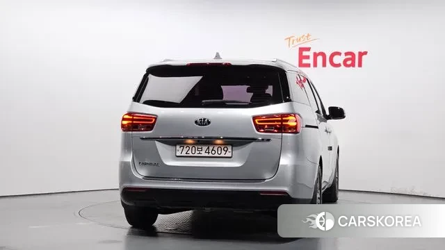 Kia The New Carnival id 3297018 из Кореи 14