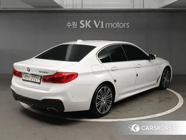 BMW 5 Series (G30) id 3243811 из Кореи 14