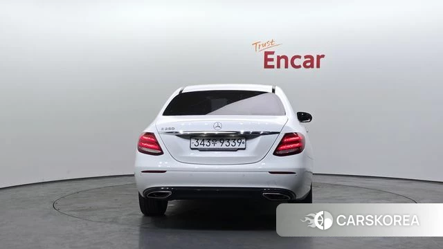 Mercedes-Benz E-Class W213 id 3942444 из Кореи 14