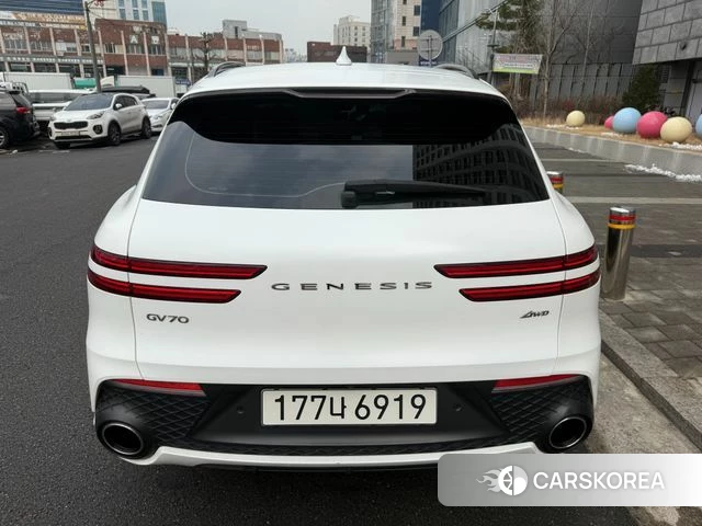 Genesis GV70 id 3892567 из Кореи 14