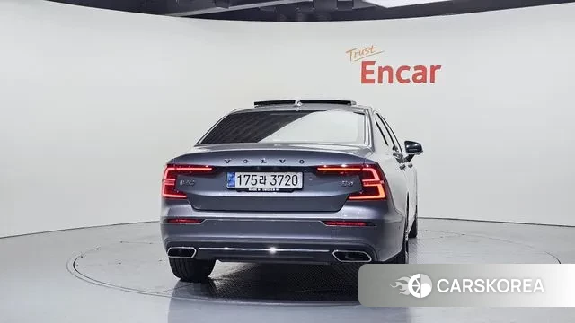 Volvo S60 3rd generation id 3788410 из Кореи 14