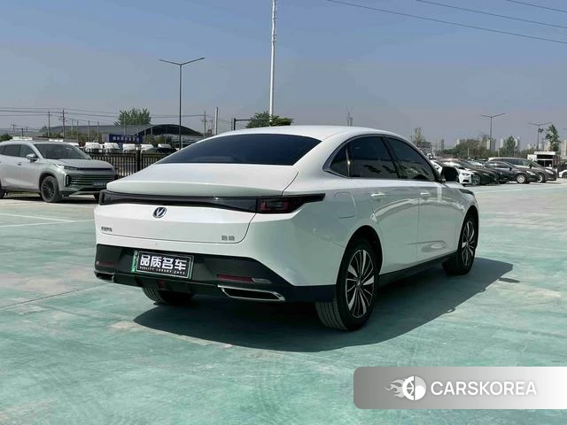Chang'an Yidong PHEV id 4392220 из Китая 10
