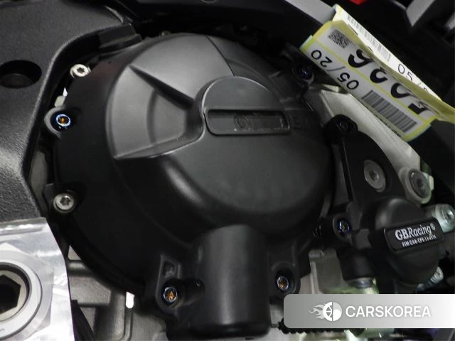 Engine photo