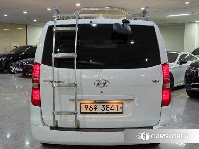 Hyundai The New Grand Starex id 4416236 из Кореи 13
