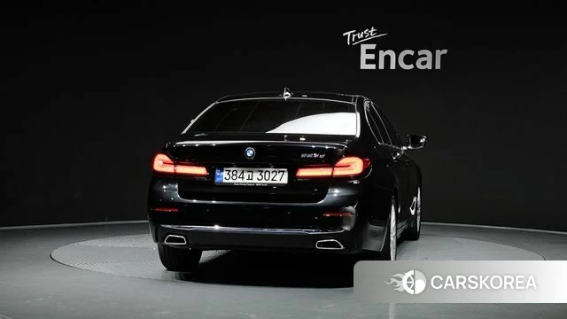 BMW 5 Series (G30) id 4898885 из Кореи 26