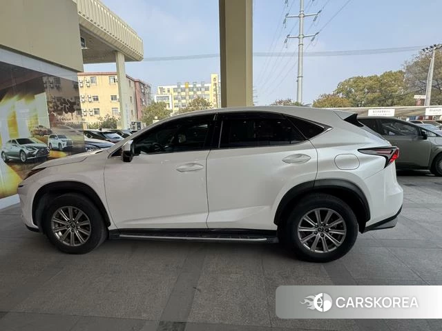 Lexus NX id 4240076 из Китая 9