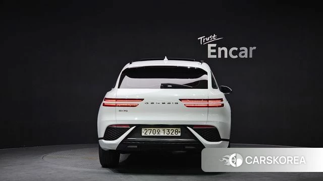 Genesis GV70 id 3878844 из Кореи 14