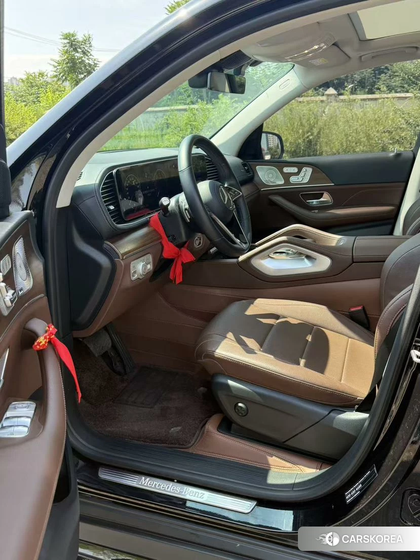 Mercedes-Benz GLE (import) 2023 Черный из Китая, фото 4