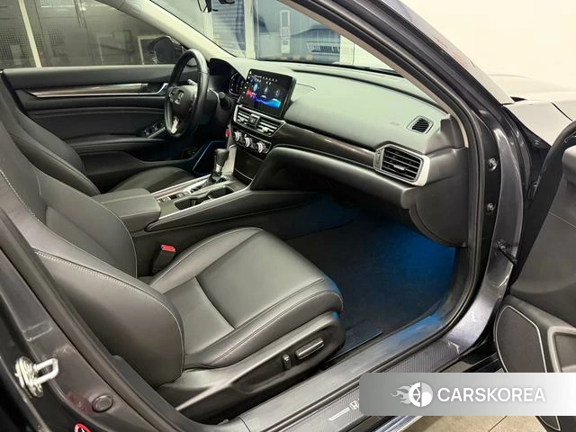 Honda Accord id 4264525 из Китая 12