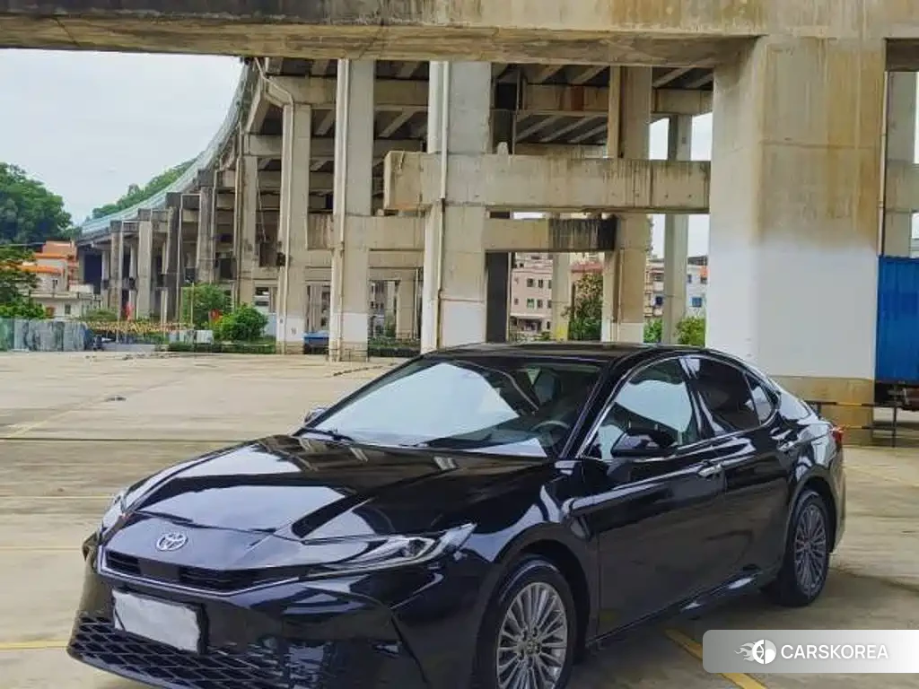 Toyota Camry 2025 Черный из Китая, фото 4