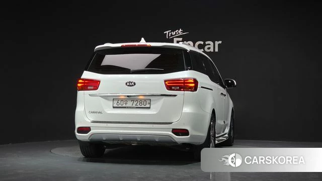 Kia The New Carnival id 4482994 из Кореи 25