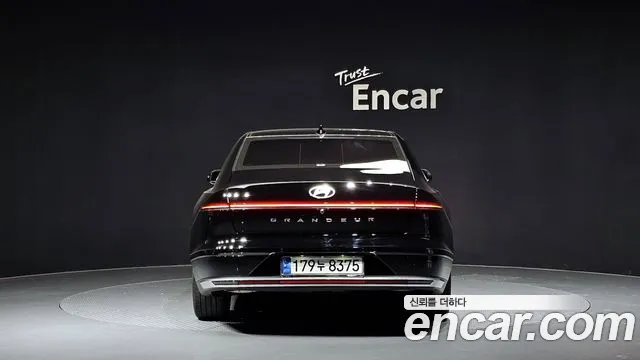 Hyundai Grandeur (GN7) id 2505657 из Кореи 14