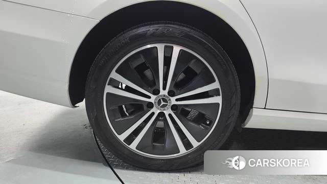 Mercedes-Benz E-Class W213 id 4344951 из Кореи 27