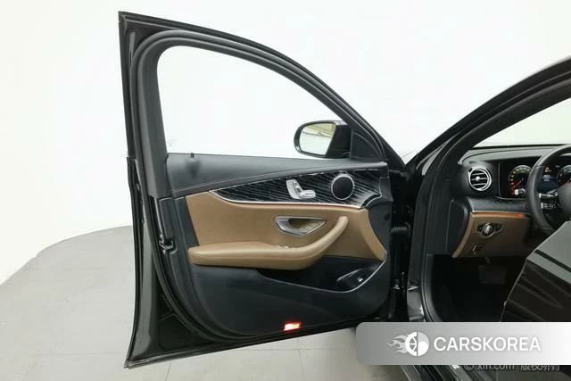 Mercedes-Benz E-class (imported) id 4298294 из Китая 18