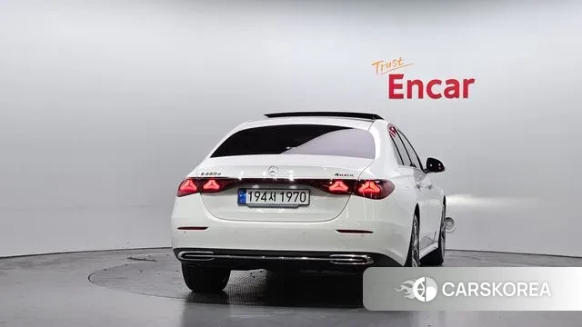 Mercedes-Benz E-Class W214 id 3776050 из Кореи 14