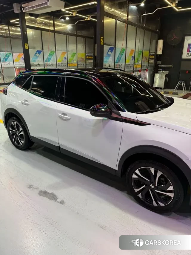 Peugeot e-2008 second generation 2021 Белый из Кореи, фото 4