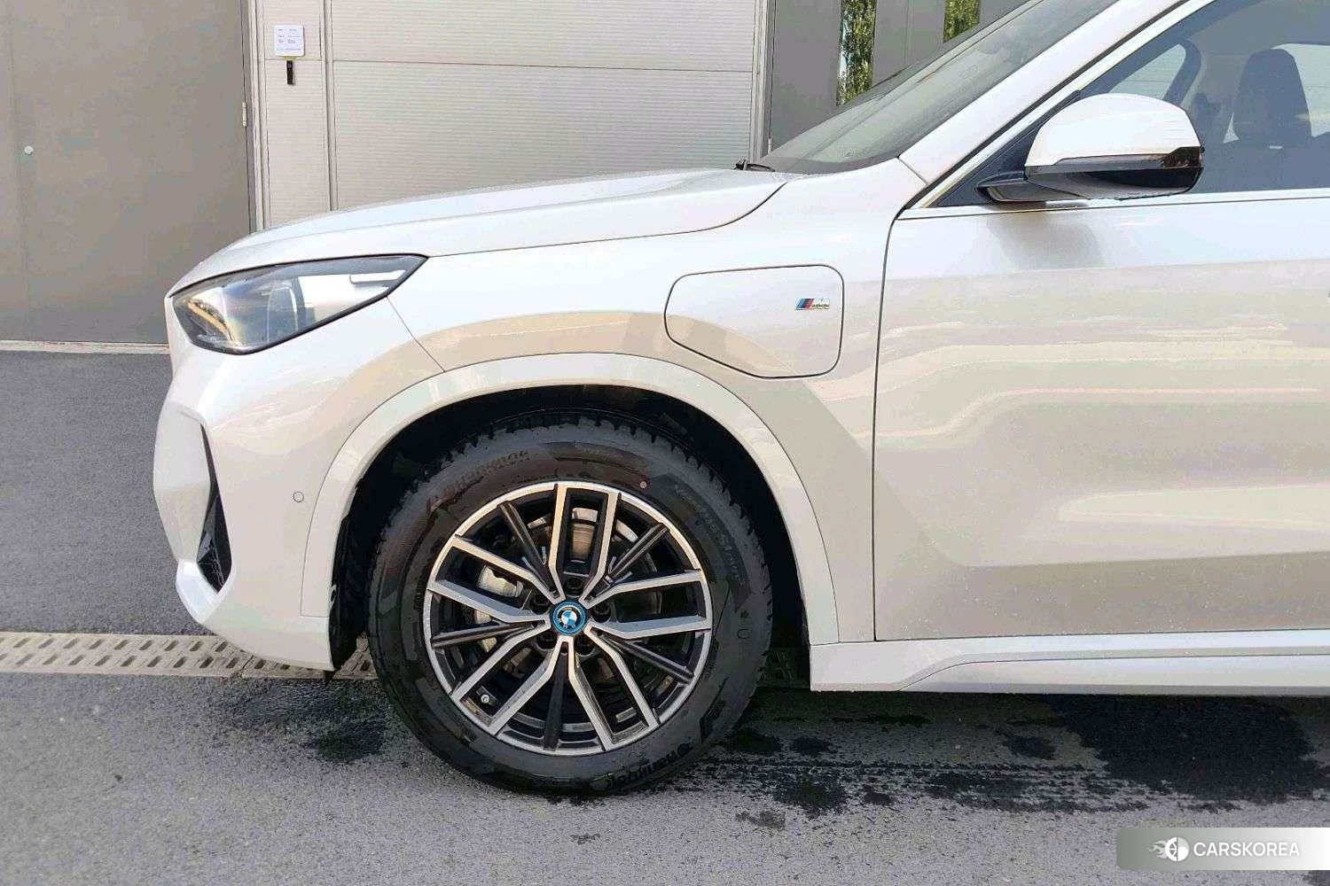 BMW iX1 id 4452845 из Китая 7
