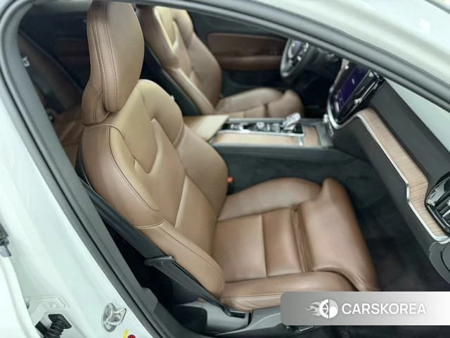 Volvo S60 id 4227309 из Китая 14
