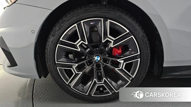 BMW 5 Series (G60) id 4762075 из Кореи 29