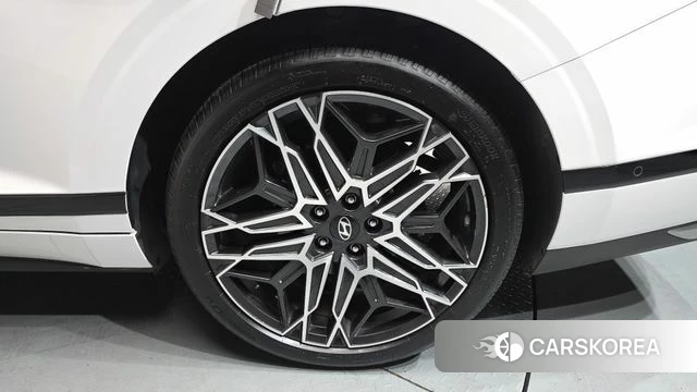 Hyundai Grandeur Hybrid (GN7) id 3826445 из Кореи 14