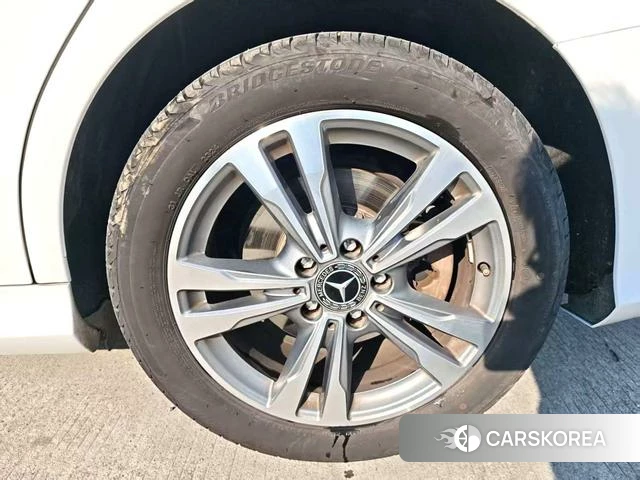 Mercedes-Benz Class C id 4241722 из Китая 11