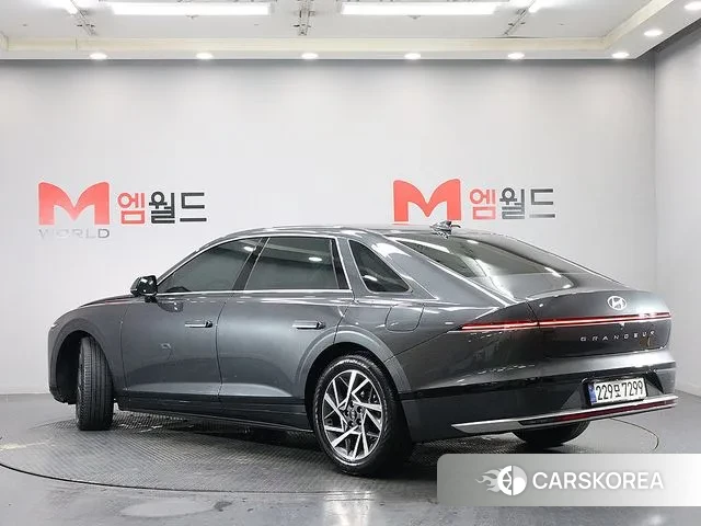 Hyundai Grandeur (GN7) id 3353356 из Кореи 14