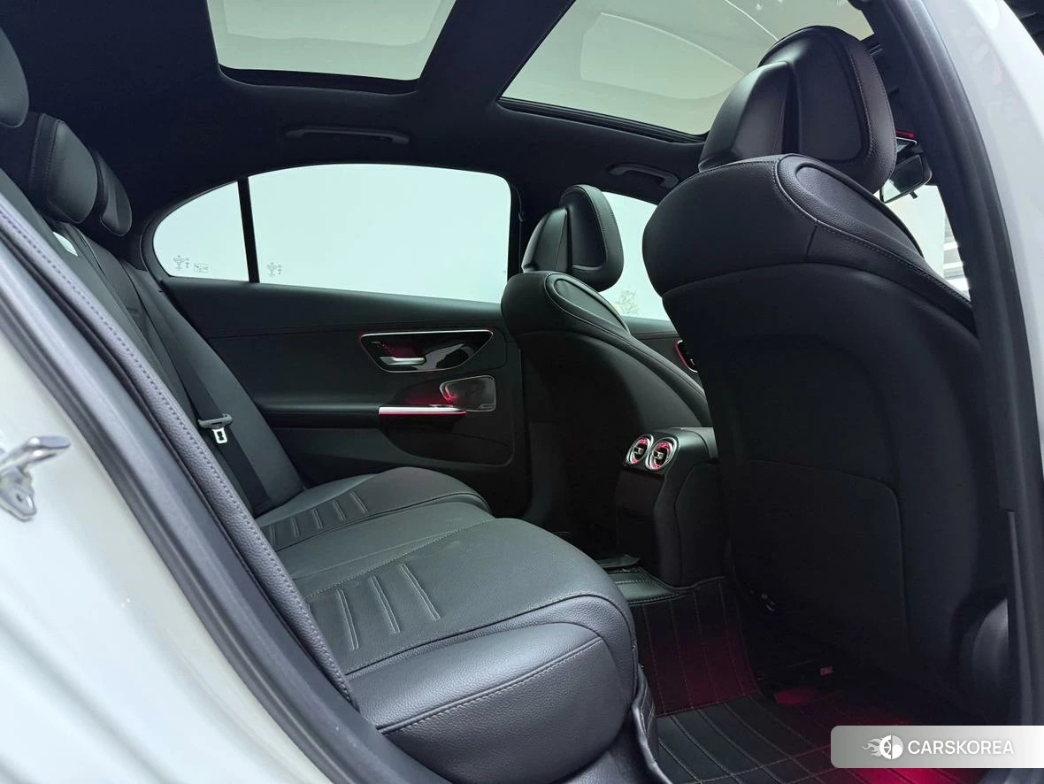 Mercedes-Benz Class C id 4420145 из Китая 7