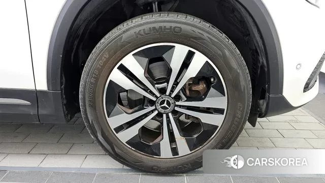 Mercedes-Benz GLA - Class H247 id 3702382 из Кореи 14