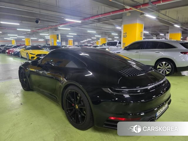 Porsche 911(992) id 4613839 из Кореи 10
