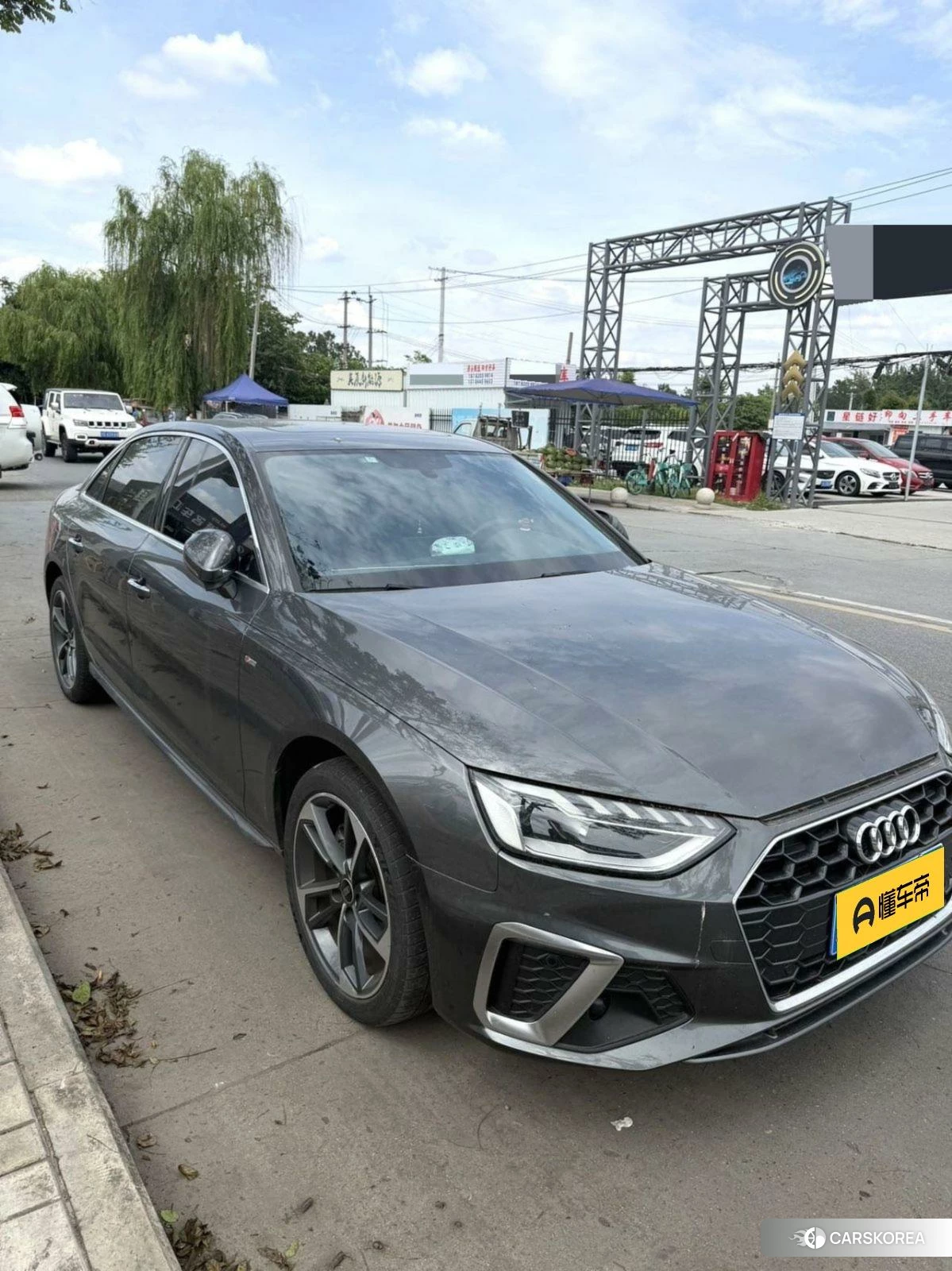Audi A4L 2020 Темно-серый из Китая, фото 4