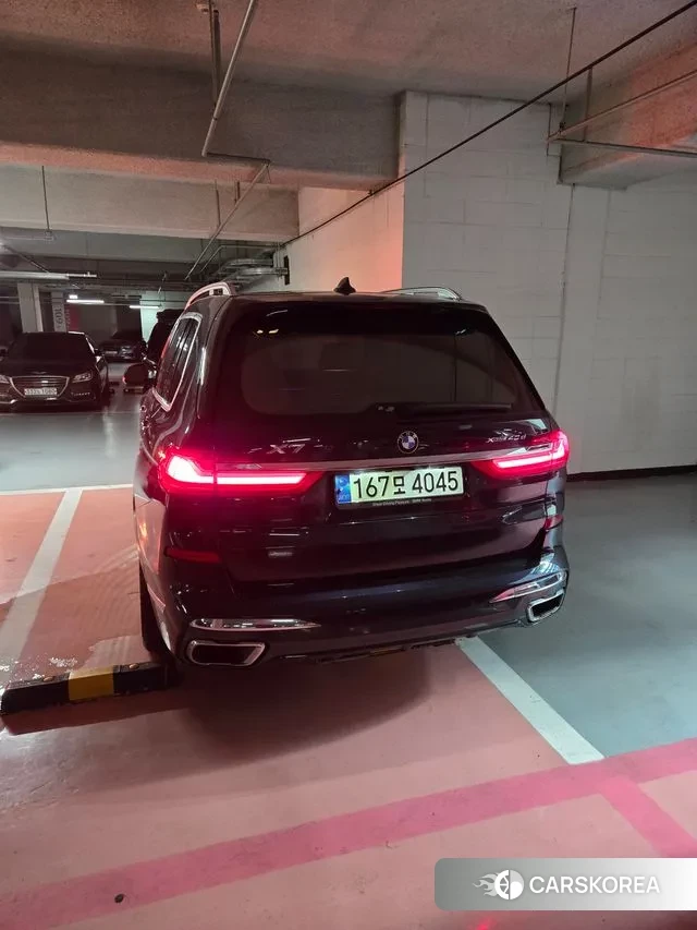 BMW X7 (G07) 2021 Черный двухцветный из Кореи, фото 5