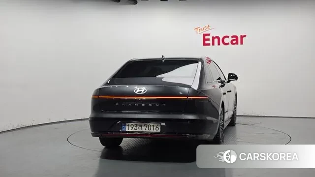 Hyundai Grandeur (GN7) id 3442502 из Кореи 14