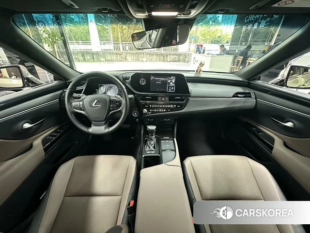 Lexus ES id 4279267 из Китая 15