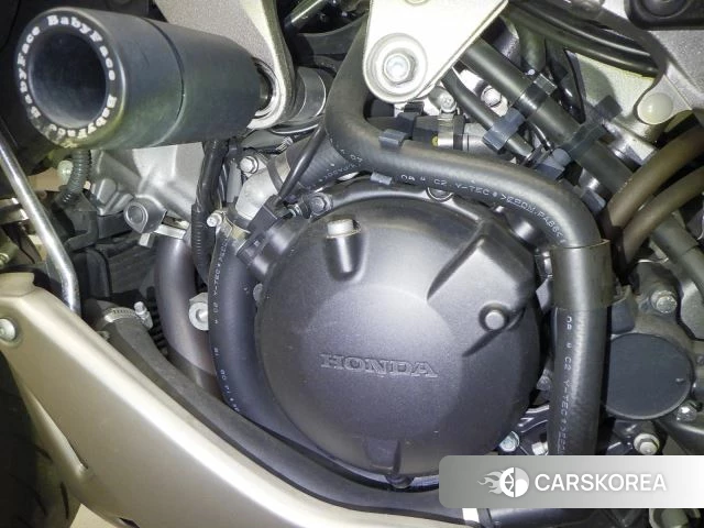 Engine photo