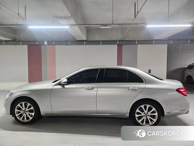 Mercedes-Benz E-Class W213 id 3779229 из Кореи 11