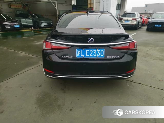 Lexus ES id 4239331 из Китая 14