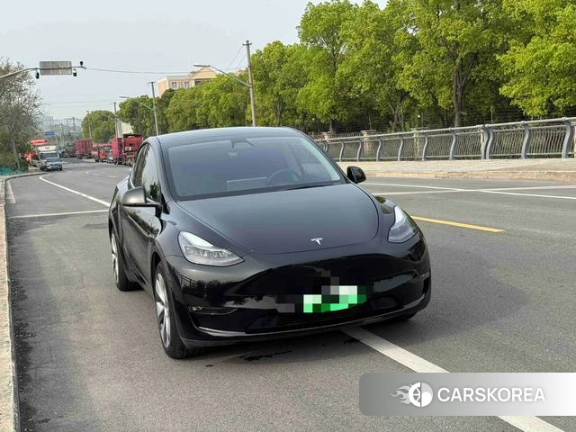 Tesla Model Y 2021 Черный из Китая, фото 4