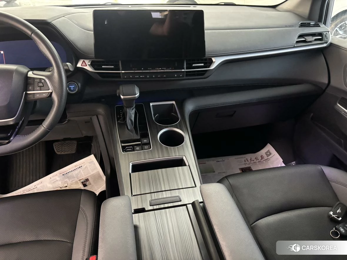 Toyota Saina id 4420800 из Китая 10