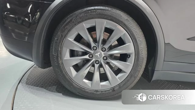 Tesla Model X id 4551373 из Кореи 27